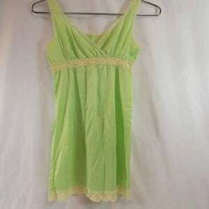 Vintage Girls Green  Nightgown Size 10